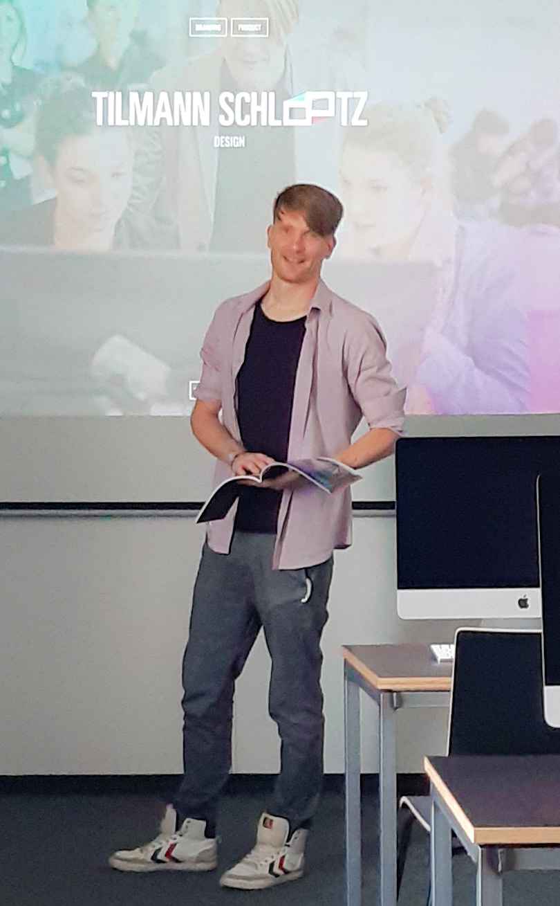 Tilmann-Schlootz-Design-Frankfurt-Agentur-Beratung-Coaching-Dozent-Branding-UID-UXD-Webdesign-Gamedesign-Logo-CD-CI-Corporate-Identity-Designer-Marketing-Moderator-Influencer-Male-Model-Eboy Tilmann-Schlootz-Design-Frankfurt-branding-corporate-product-automotive-graphic-UX-webdesign-reddot-design-awarded-single-promi-male-model-audi-snook-portrait-photography-hyanide-timebulb #tilmannschlootz #deisgnfrankfurt #frankfurtdesign #germandesigner #frankfurtsingle #singlesfrankfurt #singlesinfrankfurt #malemodel #frankfurtmodel #timebulb #audisnook #hyanide #gingerman #blondeman #greeneyes #modelagentur #modelagency #actor #schauspieler #actorslife #reddot e-boy eboy #eboy #reddotdesignaward #vdadesignaward #ifdesignaward #reddotbestofthebest #michelinchallenge #michelinchallengedesign #michelindesignaward #designparcours #frankfurt #productdesign #produktdesign #automotivedesign #trendforschung #trendsetter #trendresearch #futureresearch #zukunftsforschung #zukunftsforscher #trendforscher #designtrend #designtrends #2019 #2020 #2021 #2022 #2023 #2024 #2025 #2030 #2035 #2040 #2050 #2060 #trends2019 #trends2020 #trends2021 #trends2022 #trends2023 #trends2024 #trends2025 #trends2030 #trends2035 #trends2040 #trends2050 #trends2060 #fashiontrends #fashionmodel #commercialmodel #advertoriol #advertisement #commercial #editorial #ootd #picoftheday #eintrachtfrankfurt #sge #nurdiesge #frankfurtfinance #messefrankfurt #eisernersteg #messeturm #ebbelwoi #apfelwein #frankfurtpromi #modelkartei #metalcore #mathmetal #metalstep #dubstep #glitch #djent #ndh #industrial #industrialdesign #vintageindustrial #steampunk #wasgehtheuteab #heuteinfrankfurt #frankfurtgehtaus #frankfurtkauftein #journalfrankfurt #frankfurterneuepresse #frankfurterallgemeinezeitung #frankfurterrundschau #interview #statement #berater , design kurs, design kursus, design kurse, design deminar, design seminare, design web seminar, design online seminar, design web dozent, design online dozent, design vorlesung, design vorlesungen, design dozent, design dozenten, design dozentin, design dozentinnen, design professor, design prof, design teacher, design teaching, design sunde, design lesson, design lecturer, design online lecturer, design online coach, design web coach, design trainer, design training, design unit, unity design, barski design, markenzeichen, designbüro frankfurt, sebastian herkner, walter gropius, futura, designer frankfurt, frankfurt designer, design studieren, design studium, design studies, study design, design bachelor, design master, master of arts, design uni, design universität, design university, design akademie, design academy, pop akademie, pop academy, deutsche pop, pop united, deutsche pop frankfurt, pop akademie frankfurt, deutsche pop stuttgart, pop akademie stuttgart, game design, game artist, gamedesign studieren, gamedesign frankfurt, gamedesign stuttgart, design dozent frankfurt, design dozent stuttgart, gamedesign studieren deutschland, study gamedesign germany, design coach germany, design coach frankfurt, design coach stuttgart, design coach deutschland, design hochschule, ux, ui, uxd, uid, ux design, ui design, user experience, user interface, user experience design, user interface design, ux design frankfurt, ui design frankfurt, design student, design studenten, design studentin, design studentinnen, design student*Innen, design studierender, design studierende, design students, design online kurs, design coaching, design online coach, design web coach, design coaching, design coach frankfurt,, Hochschule RheinMain, Hochschule Rhein-Main, Rhein-Main-Gebiet,